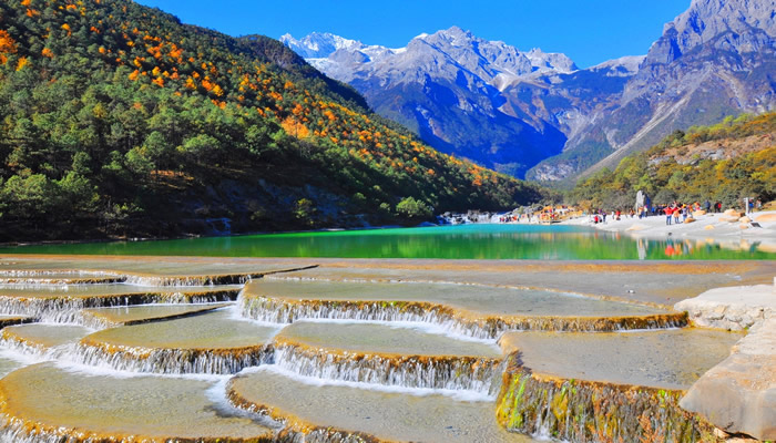 玉龍雪山藍(lán)月谷